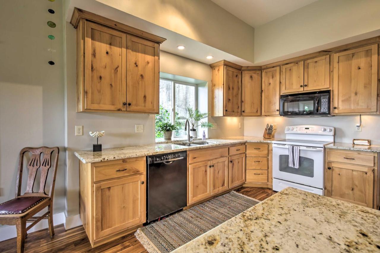 Lovely Canyon View Apartment With Patio And Yard ซิลเวอร์ตัน ภายนอก รูปภาพ