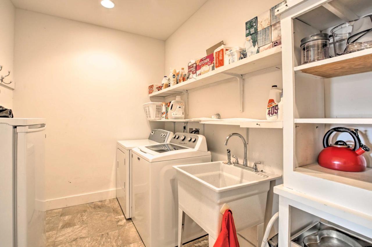 Lovely Canyon View Apartment With Patio And Yard ซิลเวอร์ตัน ภายนอก รูปภาพ